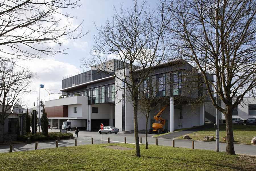 laboratoire, blois extension secteur medico technique anapath centre hospitalier lea architectes